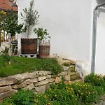 Dasfritsch-historisches Weinbauernhaus Im Grünen Ferienhaus *